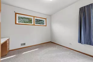 2889 Simpson St, Roseville, MN 55113 - Photo 9