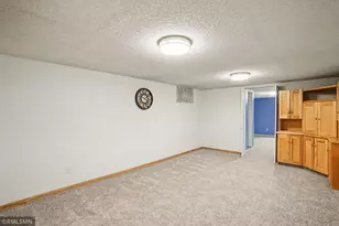 981 Oriole Dr, Apple Valley, MN 55124 - Photo 21