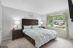 981 Oriole Dr, Apple Valley, MN 55124 - Photo 7