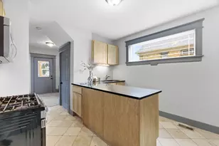 902 Dodd Rd, West Saint Paul, MN 55118 - Photo 13