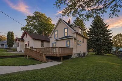 902 Dodd Road, West Saint Paul, MN 55118 - Photo 1