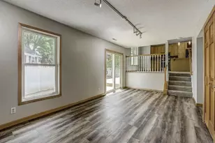 8778 Hawthorne Dr, Eden Prairie, MN 55347 - Photo 17