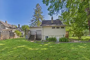 224 W 78th St, Chanhassen, MN 55317 - Photo 15