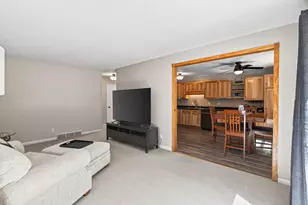 4345 Dakota St SE, Prior Lake, MN 55372 - Photo 5