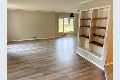 8440 Bayridge Lane, Bloomington, MN 55438 - Photo 3