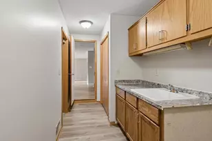 8440 Bayridge Ln, Bloomington, MN 55438 - Photo 31