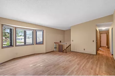 888 Nina Court, Mendota Heights, MN 55118 - Photo 5