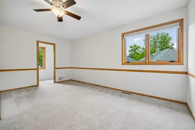 6699 Mulberry Circle E, Chanhassen, MN 55317 - Photo 47