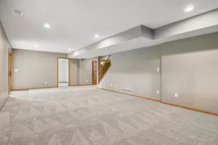 6699 Mulberry Cir E, Chanhassen, MN 55317 - Photo 57