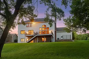 6699 Mulberry Cir E, Chanhassen, MN 55317 - Photo 7