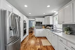 13500 Clinton Pl, Burnsville, MN 55337 - Photo 7