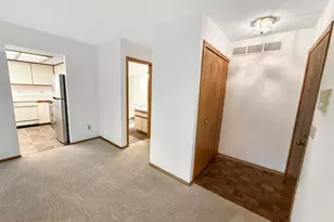 18516 Creeks Bend Dr, Minnetonka, MN 55345 - Photo 11