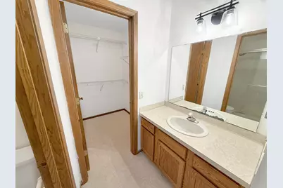 18516 Creeks Bend Drive, Minnetonka, MN 55345 - Photo 19