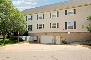 8014 Golden Valley Rd, Golden Valley, MN 55427 - Photo 27