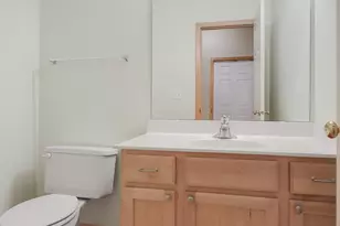8014 Golden Valley Rd, Golden Valley, MN 55427 - Photo 9