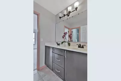 15376 Plumstone Drive, Eden Prairie, MN 55347 - Photo 27