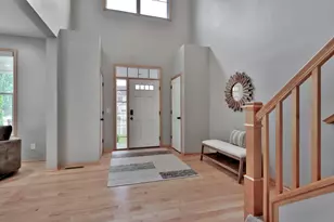 15376 Plumstone Dr, Eden Prairie, MN 55347 - Photo 7