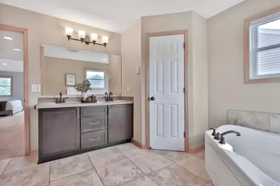 15376 Plumstone Drive, Eden Prairie, MN 55347 - Photo 23
