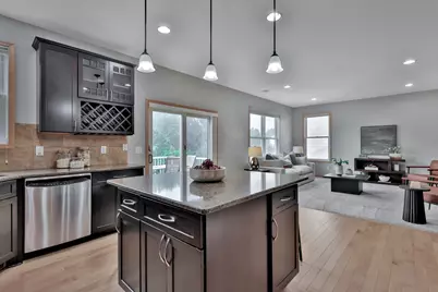 15376 Plumstone Drive, Eden Prairie, MN 55347 - Photo 11