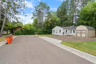 411 21st St, Cloquet, MN 55720 - Photo 13