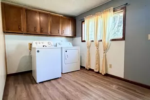1738 Skyline Dr, Worthington, MN 56187 - Photo 9