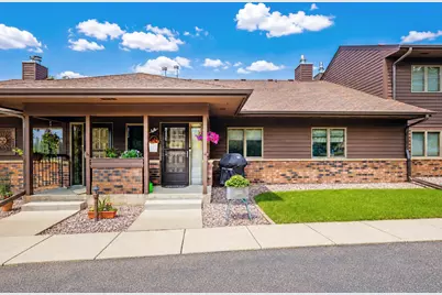 826 4th Avenue NE, Waseca, MN 56093 - Photo 1