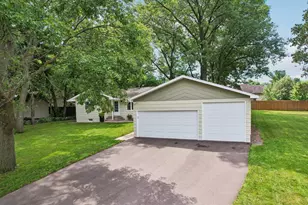 2324 130th Ave NW, Coon Rapids, MN 55448 - Photo 39