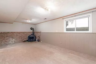 211 Holly Lane, Janesville, MN 56048 - Photo 33