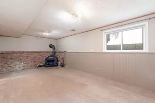 211 Holly Ln, Janesville, MN 56048 - Photo 33