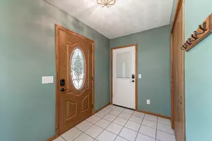 211 Holly Ln, Janesville, MN 56048 - Photo 9