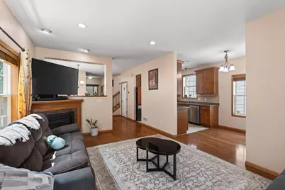 10013 Iris Lane, Eden Prairie, MN 55347 - Photo 7