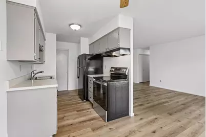 911 7th Street S #3, Hopkins, MN 55343 - Photo 9