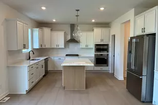 8656 Periwinkle Blvd, Woodbury, MN 55129 - Photo 3