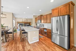 26901 Meadow Ridge Dr, Elko New Market, MN 55020 - Photo 7