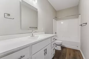 4905 Evergreen Dr N, Hugo, MN 55038 - Photo 11