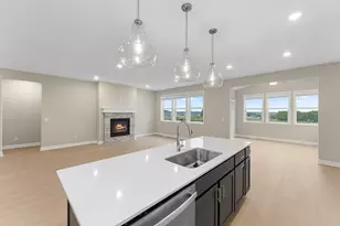5184 Long Pointe Bay, Woodbury, MN 55129 - Photo 5