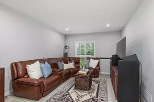 8100 Evergreen Ln N, Maple Grove, MN 55369 - Photo 25