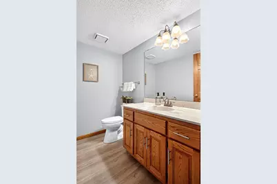 570 Dorland Road S, Maplewood, MN 55119 - Photo 25
