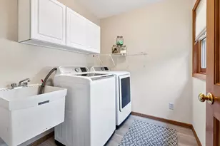 570 Dorland Rd S, Maplewood, MN 55119 - Photo 25