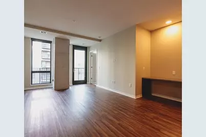 811 Washington Avenue S #915, Minneapolis, MN 55415 - Photo 3