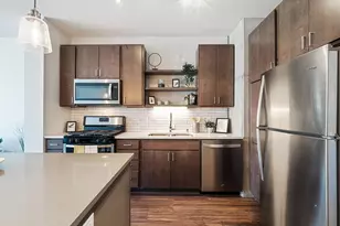 811 Washington Ave S, Minneapolis, MN 55415 - Photo 5
