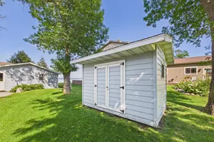 28224 S Shore Dr, Starbuck, MN 56381 - Photo 31