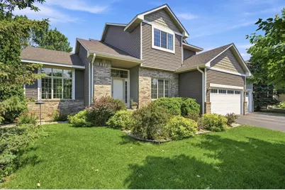 10190 Noble Court N, Brooklyn Park, MN 55443 - Photo 3
