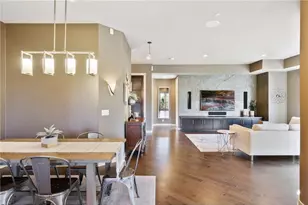 555 Oak Ridge Pl, Hopkins, MN 55305 - Photo 5