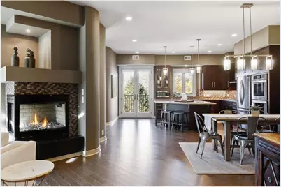555 Oak Ridge Place #150, Hopkins, MN 55305 - Photo 11