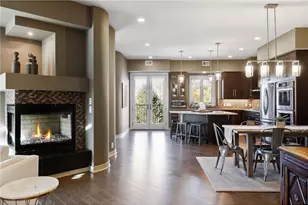 555 Oak Ridge Pl, Hopkins, MN 55305 - Photo 11