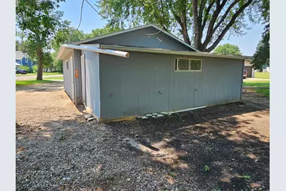 131 E Dineen Street, Sanborn, MN 56083 - Photo 27