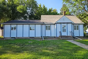 131 E Dineen St, Sanborn, MN 56083 - Photo 1
