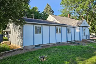 131 E Dineen St, Sanborn, MN 56083 - Photo 3