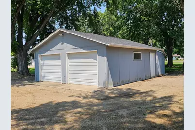 131 E Dineen Street, Sanborn, MN 56083 - Photo 25